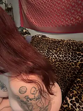 Snapshot of venusluvxoxo chatting on September 30, 2025, 2:49 am venusluvxoxo online show from September 30, 2025, 2:49 am