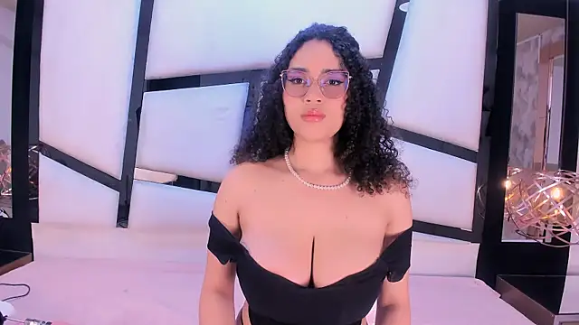 Lilithadams1 online show from September 20, 2025, 3:46 pm