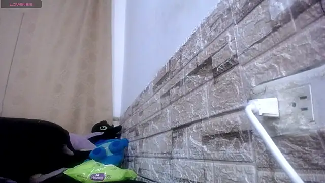 Snapshot of Bicky_24 chatting on April 22, 2026, 8:06 am Bicky 24 online show from April 22, 2026, 8:06 am