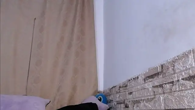 Snapshot of Bicky_24 chatting on May 8, 2026, 8:19 am Bicky 24 online show from May 8, 2026, 8:19 am