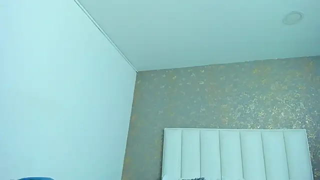 KaylieBrooks online show from December 15, 2025, 6:12 pm