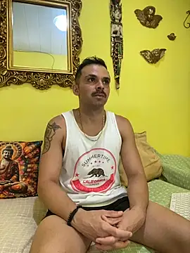 Snapshot of John_diego chatting on September 9, 2025, 3:11 pm John diego online show from September 9, 2025, 3:11 pm