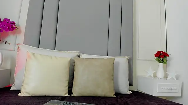 CannelaSmith online show from July 9, 2026, 1:59 pm