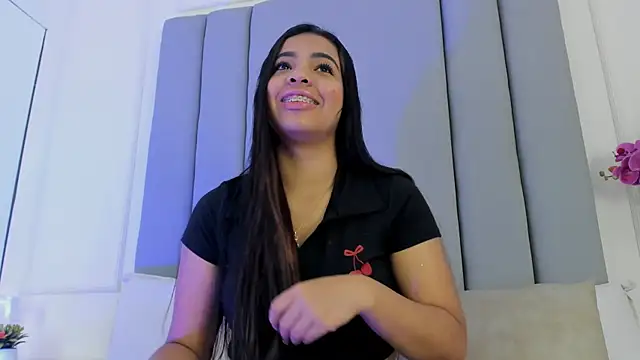 CannelaSmith online show from July 13, 2026, 12:19 pm