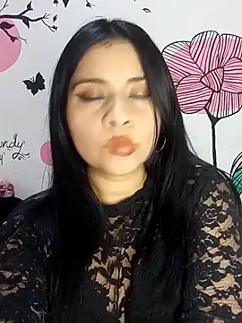 Snapshot of ValerieLove_ chatting on September 29, 2025, 7:19 pm ValerieLove online show from September 29, 2025, 7:19 pm