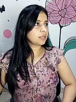 Snapshot of ValerieLove_ chatting on October 10, 2025, 8:52 pm ValerieLove online show from October 10, 2025, 8:52 pm