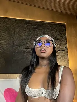 Kishalove  online show from June 20, 2026, 11:07 pm
