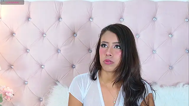 Snapshot of CaterinaRomano chatting on September 26, 2025, 8:24 pm CaterinaRomano online show from September 26, 2025, 8:24 pm