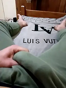 anis3g4 online show from January 8, 2026, 1:57 pm