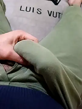 anis3g4 online show from February 10, 2026, 3:05 pm