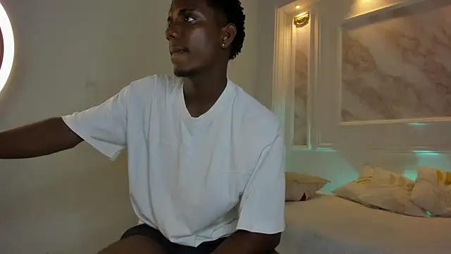 Amare 25 online show from September 25, 2025, 8:01 pm