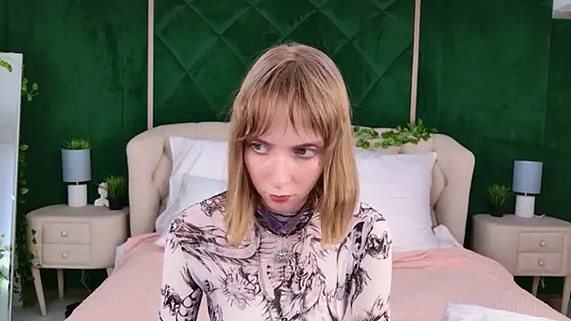 Beverly Gomes online show from December 5, 2025, 3:52 pm