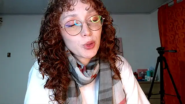 Snapshot of Myrosieposy chatting on March 8, 2026, 2:59 am Myrosieposy online show from March 8, 2026, 2:59 am