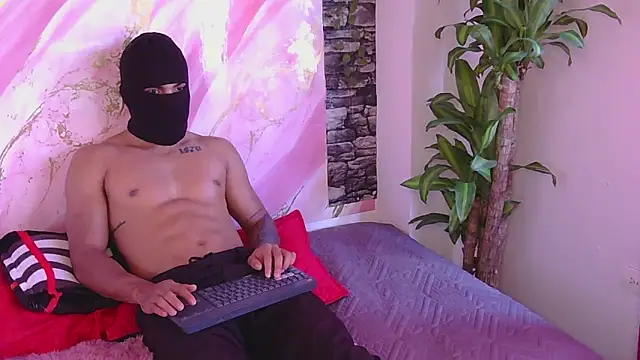 batmanhot7 online show from September 9, 2025, 6:29 pm