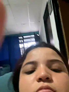 Snapshot of sofilop chatting on September 12, 2025, 10:43 pm sofilop online show from September 12, 2025, 10:43 pm