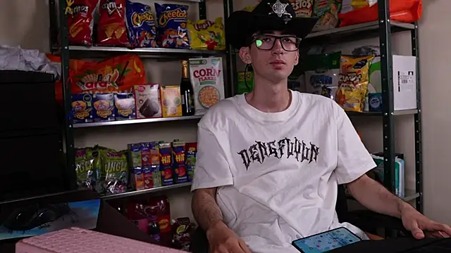 JoyBoy2003j online show from September 9, 2025, 11:48 pm