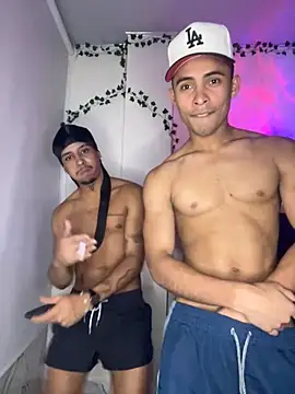 Snapshot of Owen_Benkosky chatting on October 22, 2025, 3:40 am Owen Benkosky online show from October 22, 2025, 3:40 am