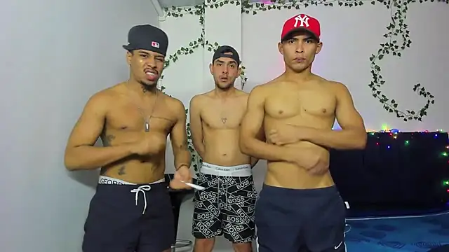 Snapshot of Owen_Benkosky chatting on November 7, 2025, 4:23 am Owen Benkosky online show from November 7, 2025, 4:23 am