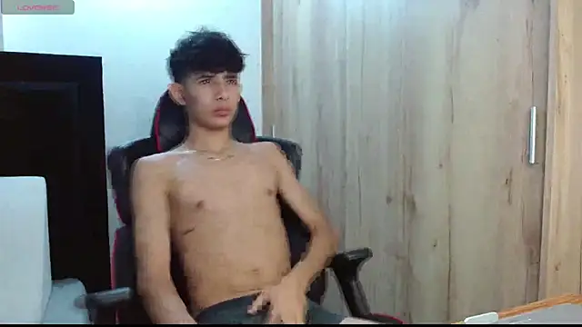 Noah-Garcia online show from September 26, 2025, 11:25 am