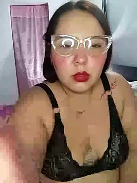 daniza2200 online show from September 17, 2025, 10:55 pm