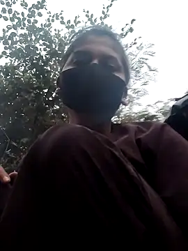 Janvi Jaitly online show from November 26, 2025, 1:17 am