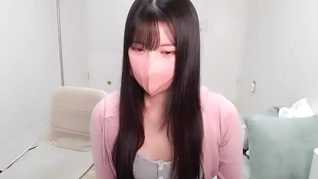 moka-neko online show from November 12, 2025, 5:13 pm