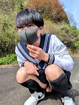 Snapshot of shin_brief chatting on April 6, 2026, 5:19 am shin brief online show from April 6, 2026, 5:19 am