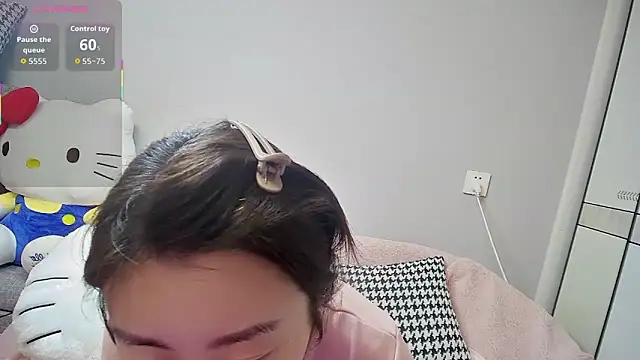 Snapshot of Diva_VVN chatting on September 20, 2025, 12:11 am Diva VVN online show from September 20, 2025, 12:11 am