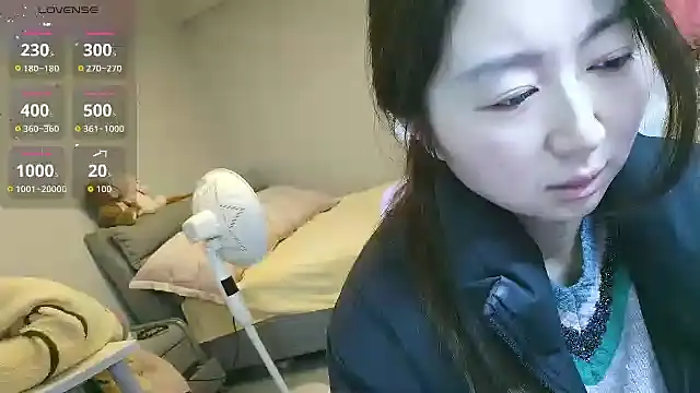 Snapshot of Diva_VVN chatting on March 4, 2026, 11:55 pm Diva VVN online show from March 4, 2026, 11:55 pm