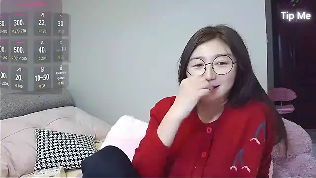 Snapshot of Diva_VVN chatting on March 17, 2026, 12:15 am Diva VVN online show from March 17, 2026, 12:15 am