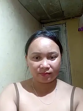 Snapshot of -Kitty-92 chatting on September 19, 2025, 10:49 am -Kitty-92 online show from September 19, 2025, 10:49 am