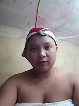 Snapshot of -Kitty-92 chatting on October 24, 2025, 12:34 pm -Kitty-92 online show from October 24, 2025, 12:34 pm