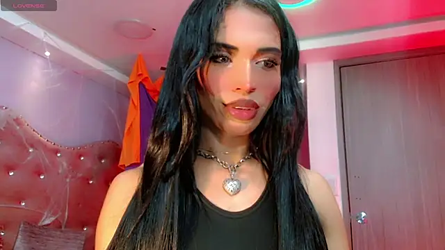 BabyAmatiis  online show from October 28, 2025, 10:56 pm