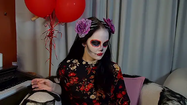 Snapshot of MollyMillsen chatting on October 25, 2025, 6:13 pm MollyMillsen online show from October 25, 2025, 6:13 pm