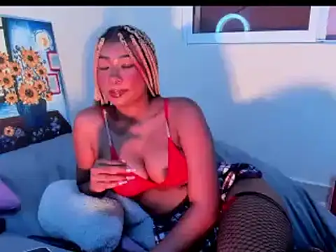 Snapshot of SophiaBloss chatting on May 22, 2026, 8:53 am SophiaBloss online show from May 22, 2026, 8:53 am