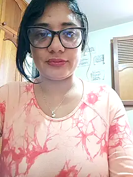 Snapshot of Monse--145 chatting on September 30, 2025, 12:32 pm Monse--145 online show from September 30, 2025, 12:32 pm