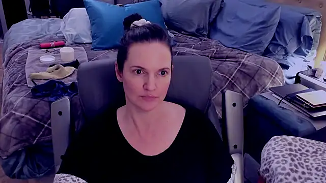 ninajaymes online show from December 6, 2024, 9:57 pm