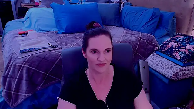 ninajaymes online show from May 11, 2026, 9:45 pm