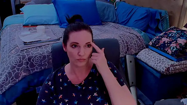 ninajaymes online show from June 17, 2026, 10:00 pm