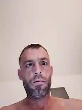 Stevieiii online show from February 7, 2026, 7:06 pm