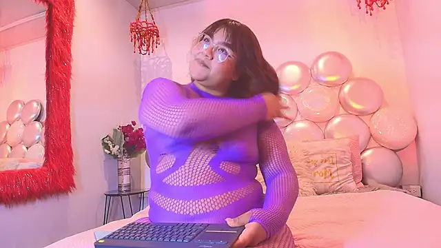 Snapshot of Rebeca_jackson chatting on November 6, 2025, 7:37 pm Rebeca jackson online show from November 6, 2025, 7:37 pm