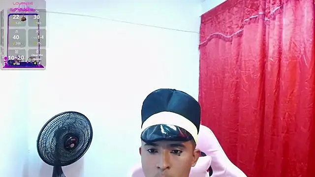Snapshot of DayroDuran chatting on September 8, 2025, 6:40 pm DayroDuran online show from September 8, 2025, 6:40 pm