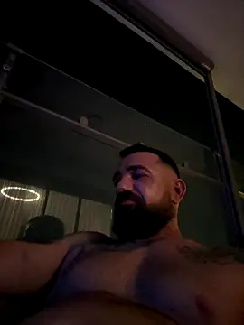 KstnSrg19 online show from November 7, 2025, 3:34 pm