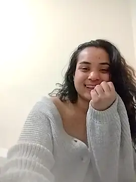 Snapshot of SoakedUpKitty- chatting on December 14, 2025, 10:31 am SoakedUpKitty- online show from December 14, 2025, 10:31 am