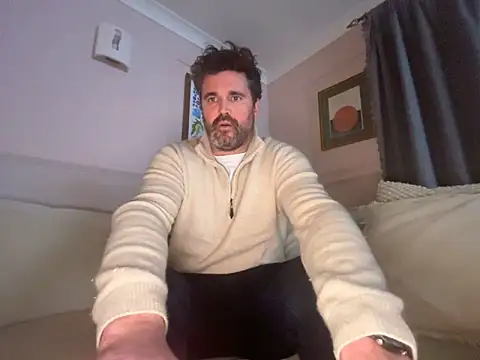 CyprioteWhitefly online show from February 6, 2026, 10:35 pm