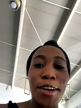 Snapshot of maryuri_21 chatting on October 8, 2025, 2:36 pm maryuri 21 online show from October 8, 2025, 2:36 pm