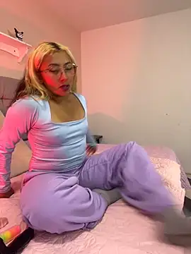Khaleeeeesi online show from September 10, 2025, 3:39 am