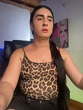 lola diez online show from June 25, 2026, 9:41 pm