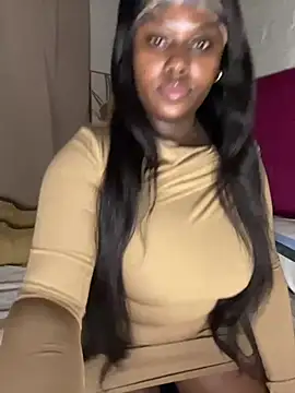Snapshot of QUEEN_NOBUHLE_777 chatting on July 5, 2026, 7:43 pm QUEEN NOBUHLE 777 online show from July 5, 2026, 7:43 pm