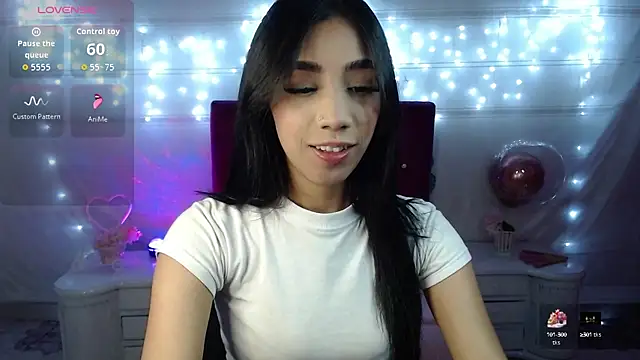 HANNALOUSEGIRL online show from September 29, 2025, 10:58 pm